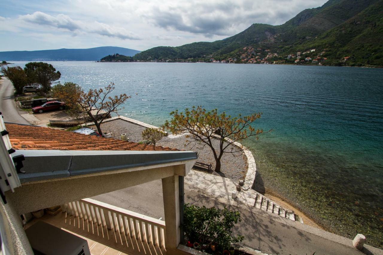 Apartmani Vesna Tivat Exterior foto
